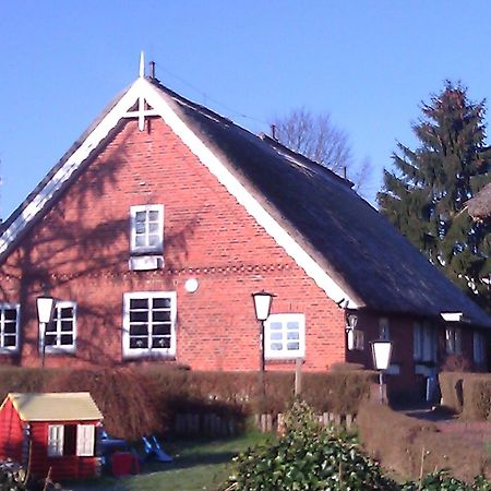Hotel Nobis Krug Groß Sarau Exterior foto