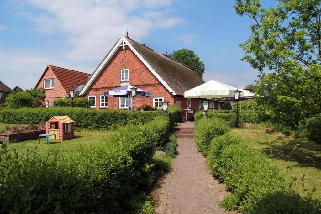 Hotel Nobis Krug Groß Sarau Exterior foto